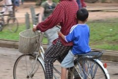 Oameni din Cambodia00114