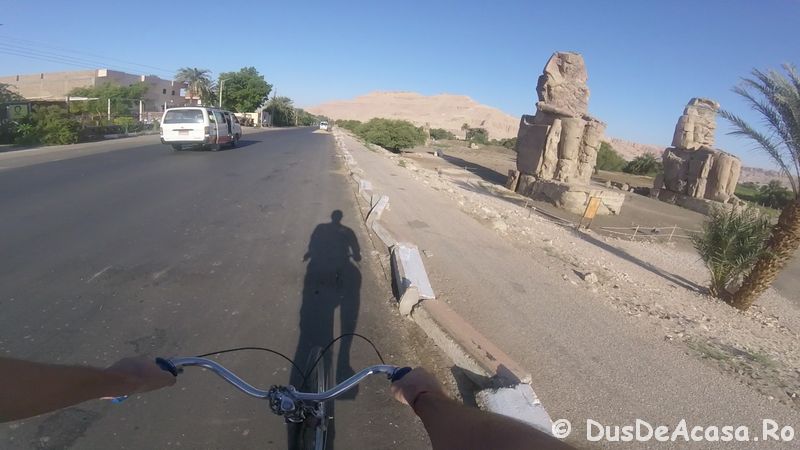 Cu bicicleta spre Valea Regilor și uimit de Templul Karnak din Luxor (4)